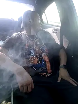 Snapshot of EatMyCake831 chatting on 10-23-25, 05:11 EatMyCake831 online show from 10-23-25, 05:11