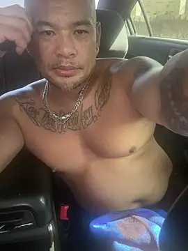 Snapshot of EatMyCake831 chatting on 03-17-25, 09:24 EatMyCake831 online show from 03-17-25, 09:24