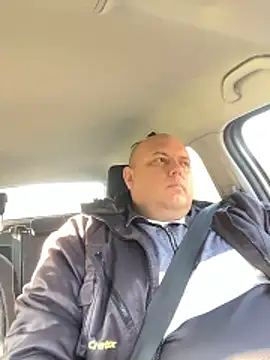 Snapshot of BigromeoXX chatting on 11-21-25, 12:04 BigromeoXX online show from 11-21-25, 12:04