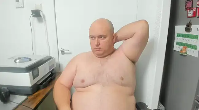 BigromeoXX online show from 12-12-24, 05:37