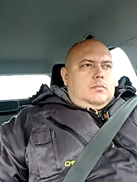 Snapshot of BigromeoXX chatting on 11-23-25, 10:14 BigromeoXX online show from 11-23-25, 10:14