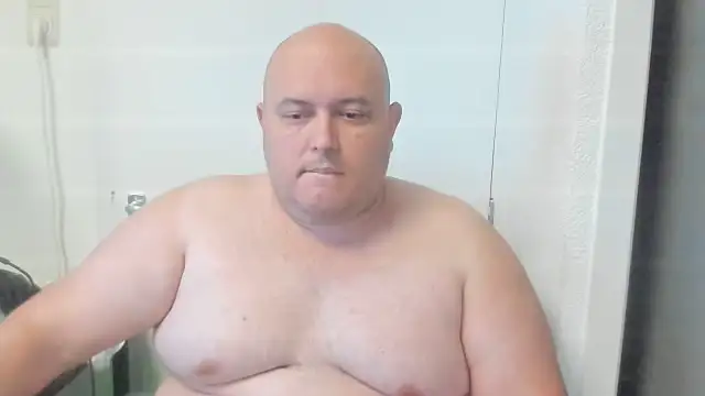 BigromeoXX online show from 11-08-25, 04:43