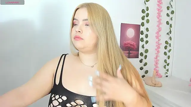 Mysexygirl  online show from 10-04-25, 03:30