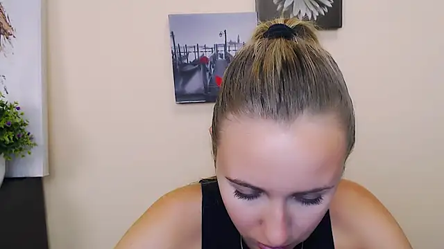  Nicole new online show from 07-07-26, 07:56