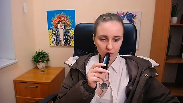 Snapshot of _Nicole_new chatting on 03-04-25, 01:38 Nicole new online show from 03-04-25, 01:38