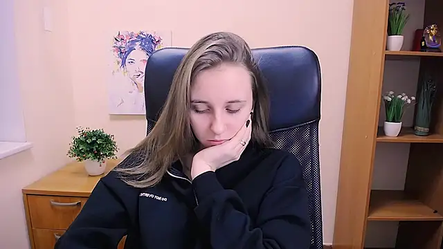 Snapshot of _Nicole_new chatting on 01-24-25, 07:19 Nicole new online show from 01-24-25, 07:19