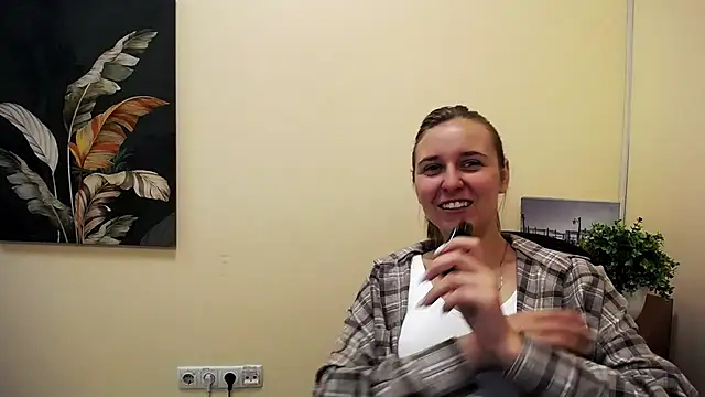 Snapshot of _Nicole_new chatting on 09-12-25, 08:03 Nicole new online show from 09-12-25, 08:03