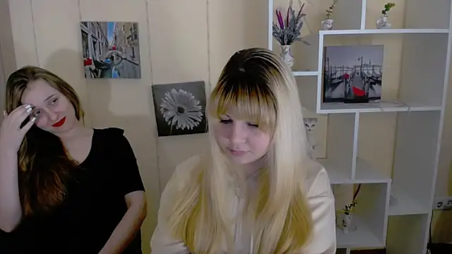 Snapshot of _Nicole_new chatting on 03-13-25, 02:23 Nicole new online show from 03-13-25, 02:23