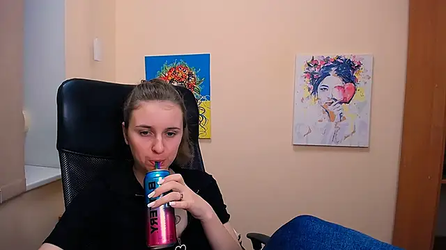 Snapshot of _Nicole_new chatting on 03-14-25, 03:36 Nicole new online show from 03-14-25, 03:36