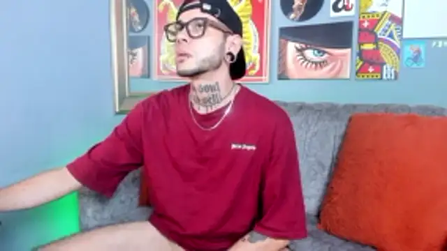 MurdockH online show from 11-25-25, 05:52