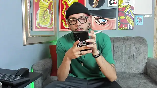 MurdockH online show from 10-14-25, 04:24