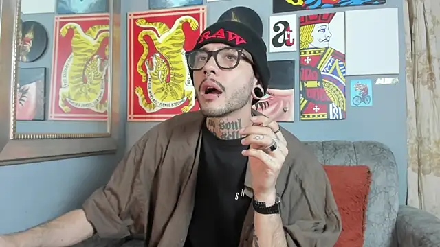 MurdockH online show from 10-12-25, 03:08