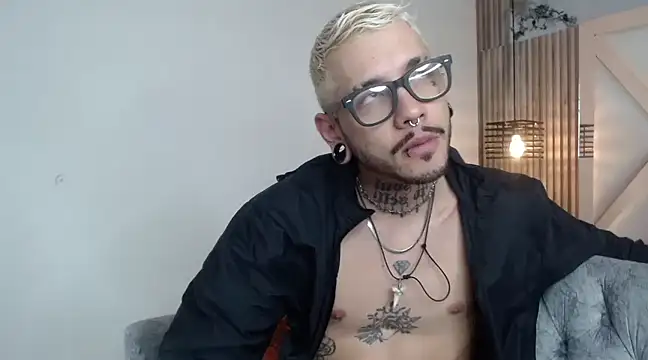 MurdockH online show from 03-23-25, 06:26