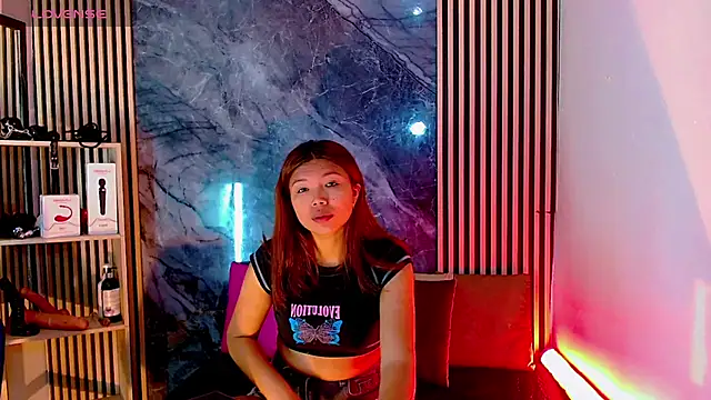 Isalombardi online show from 11-07-25, 02:49