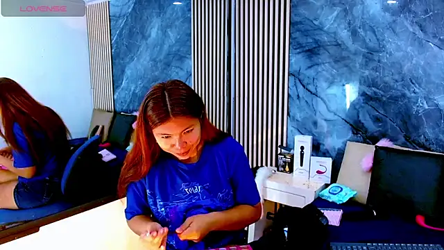 Isalombardi online show from 09-21-25, 04:50