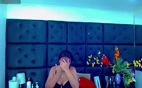 Isalombardi online show from 02-19-26, 03:03