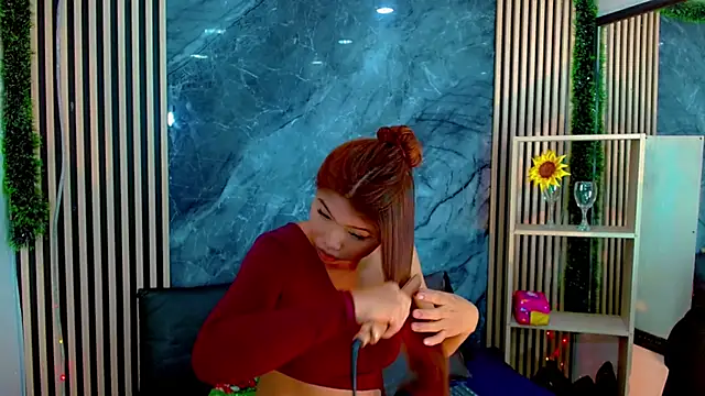 Isalombardi online show from 01-06-26, 03:32