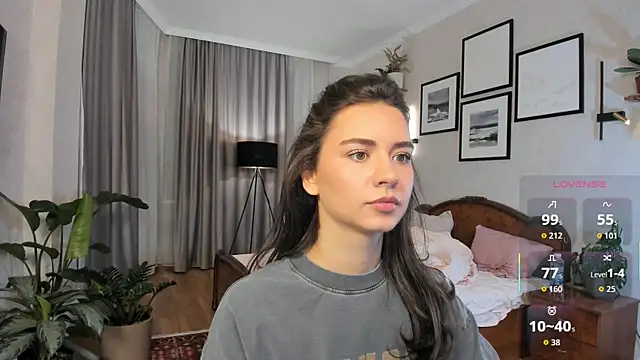 NicoleLuv online show from 12-04-25, 02:49