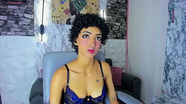Queen Cuarxxo online show from 07-18-26, 12:30