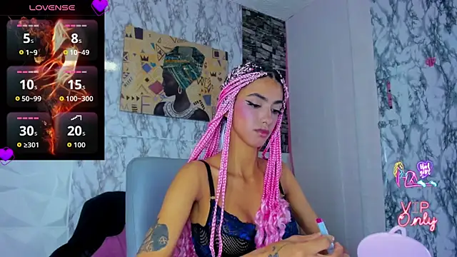 Queen Cuarxxo online show from 04-09-26, 12:01