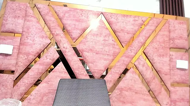 mia alvares online show from 04-09-26, 11:49