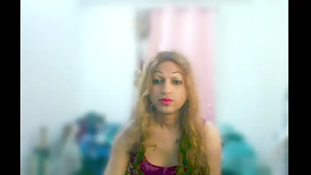 Snapshot of MmmMonikaBabie chatting on 03-26-26, 10:35 MmmMonikaBabie online show from 03-26-26, 10:35