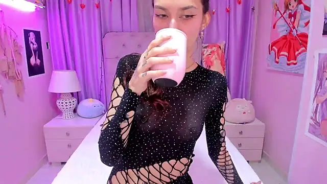 Snapshot of MeganCherryy chatting on 02-18-25, 06:04 MeganCherryy online show from 02-18-25, 06:04