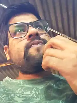 Snapshot of bulunchu chatting on 01-08-25, 04:34 bulunchu online show from 01-08-25, 04:34