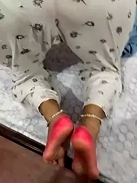 Snapshot of bulunchu chatting on 09-17-25, 01:46 bulunchu online show from 09-17-25, 01:46