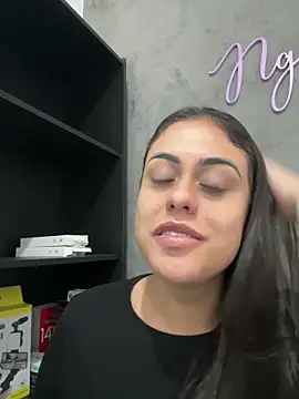 Snapshot of amorinha99 chatting on 05-28-26, 05:30 amorinha99 online show from 05-28-26, 05:30
