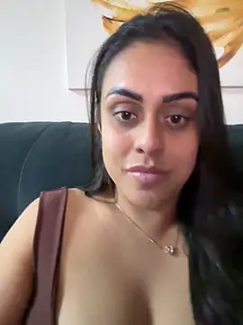 Snapshot of amorinha99 chatting on 05-21-26, 01:25 amorinha99 online show from 05-21-26, 01:25