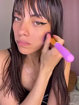 MiaGoth  online show from 04-09-26, 01:29