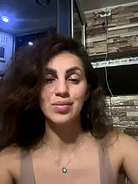 EmaSkyes online show from 10-14-25, 06:30