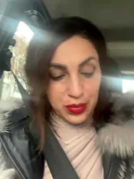 EmaSkyes online show from 11-20-25, 09:43