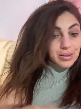 EmaSkyes online show from 11-10-25, 06:51