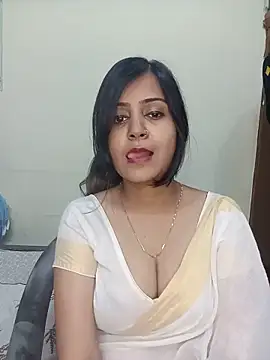 Snapshot of Miss-Riyasingh chatting on 05-17-26, 05:24 Miss-Riyasingh online show from 05-17-26, 05:24