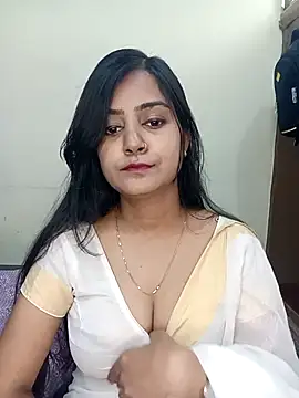 Snapshot of Miss-Riyasingh chatting on 04-26-26, 05:27 Miss-Riyasingh online show from 04-26-26, 05:27