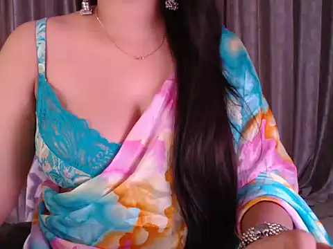 Snapshot of Sexy_Myra18 chatting on 06-03-26, 03:29 Sexy Myra18 online show from 06-03-26, 03:29