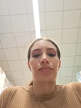 aurelialux online show from 09-11-25, 09:59