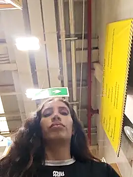 aurelialux online show from 09-12-25, 10:09