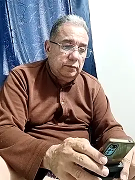 Snapshot of MATTHEW_MRANDA chatting on 06-28-26, 07:31 MATTHEW MRANDA online show from 06-28-26, 07:31
