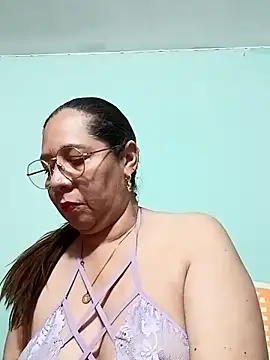 Snapshot of MATTHEW_MRANDA chatting on 06-21-26, 11:10 MATTHEW MRANDA online show from 06-21-26, 11:10