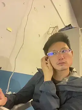 BenBenBom online show from 12-14-24, 10:34