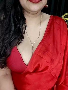 Snapshot of kaamuk_shweta chatting on 09-21-25, 05:51 kaamuk shweta online show from 09-21-25, 05:51