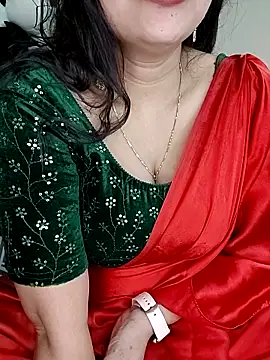 Snapshot of kaamuk_shweta chatting on 10-03-25, 09:05 kaamuk shweta online show from 10-03-25, 09:05