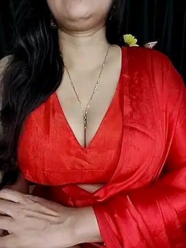 Snapshot of kaamuk_shweta chatting on 09-17-25, 11:07 kaamuk shweta online show from 09-17-25, 11:07