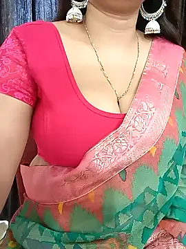 Snapshot of kaamuk_shweta chatting on 03-20-25, 09:48 kaamuk shweta online show from 03-20-25, 09:48