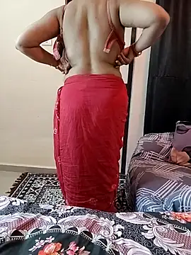 Snapshot of kaamuk_shweta chatting on 02-05-26, 08:21 kaamuk shweta online show from 02-05-26, 08:21