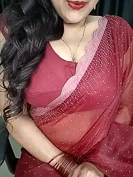 Snapshot of kaamuk_shweta chatting on 10-07-25, 04:19 kaamuk shweta online show from 10-07-25, 04:19