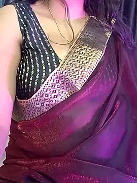 Snapshot of kaamuk_shweta chatting on 03-19-25, 11:39 kaamuk shweta online show from 03-19-25, 11:39